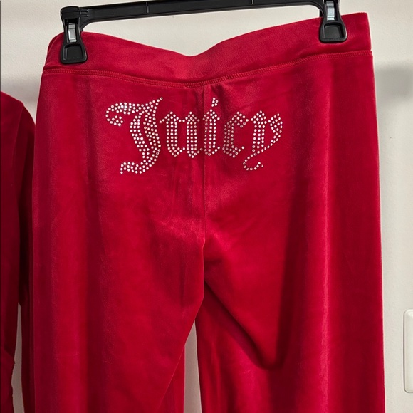 Sold eBay Juicy Couture Red Velvet Jogger set - Picture 8 of 13